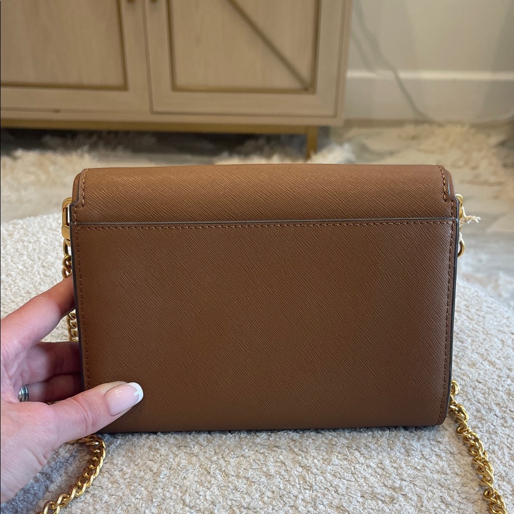 Beautiful Tory Burch Tan Crossbody Bag - Picture 2 of 8